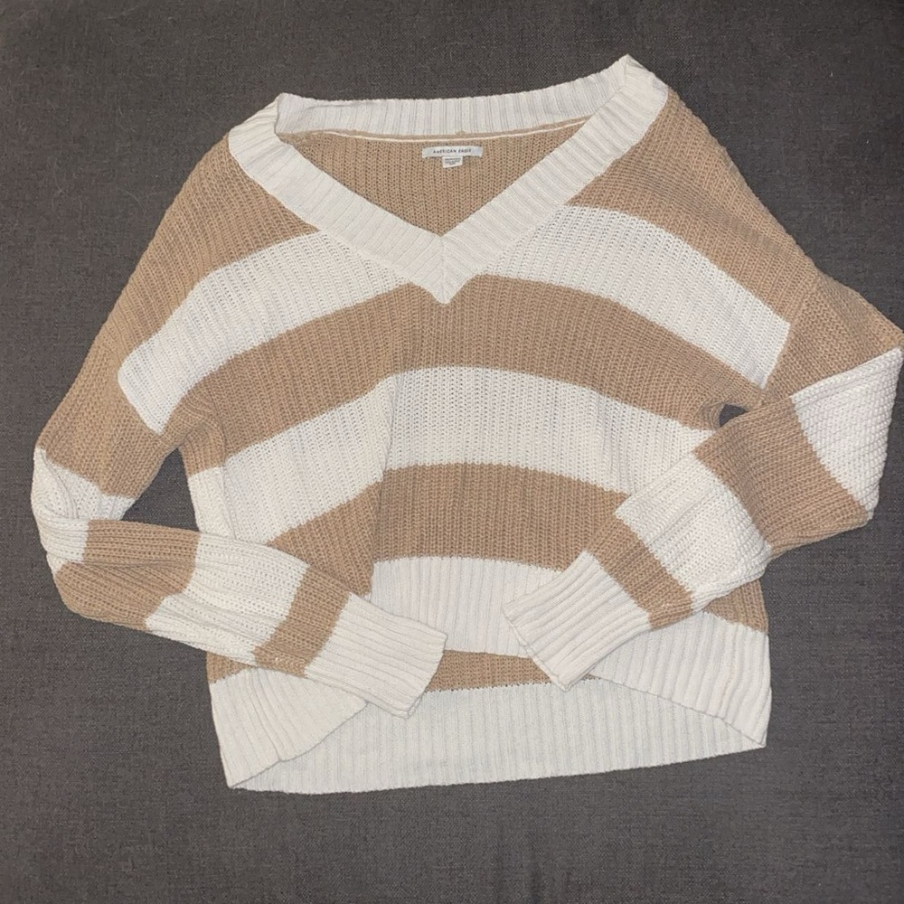 American Eagle Outfitters V-Neck Sweater - Cream and Tan
